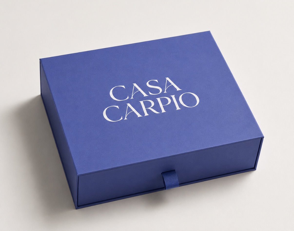 Cobalt blue Casa Carpio gift box